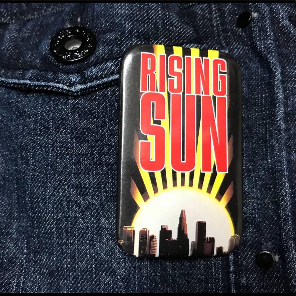 Sean Connery & Snipes Movie Pin Button Flare 90’s
